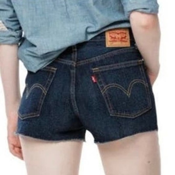 Levi's Pants - Levi 501 cut off Women Jeans